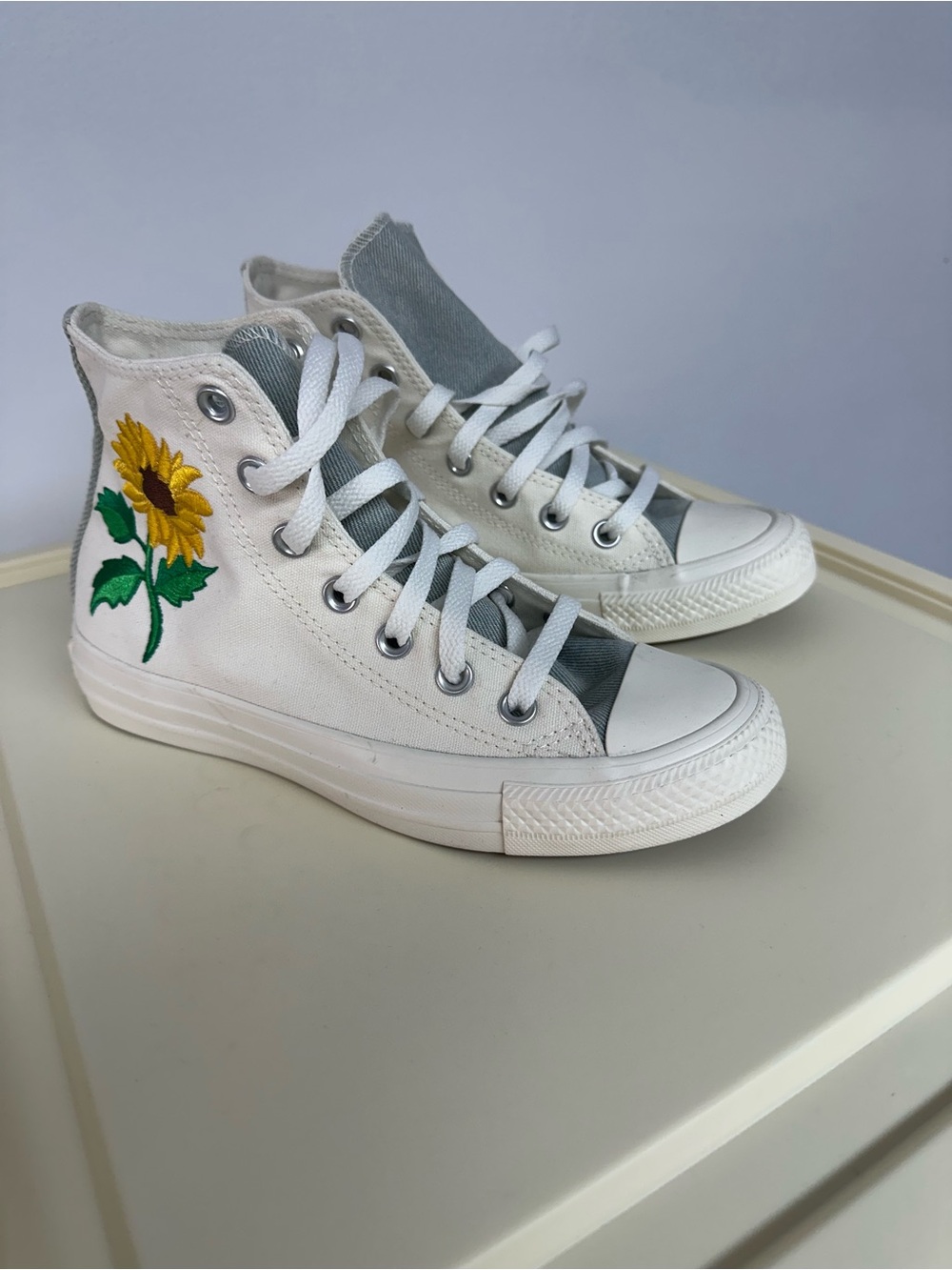 Converse White High-Top Kids Sneakers with Yellow Sunflower Patch
